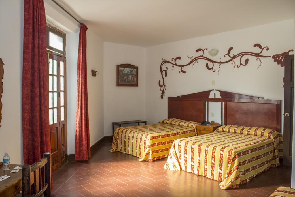 Hotel Colonial Manzanillo Luaran gambar