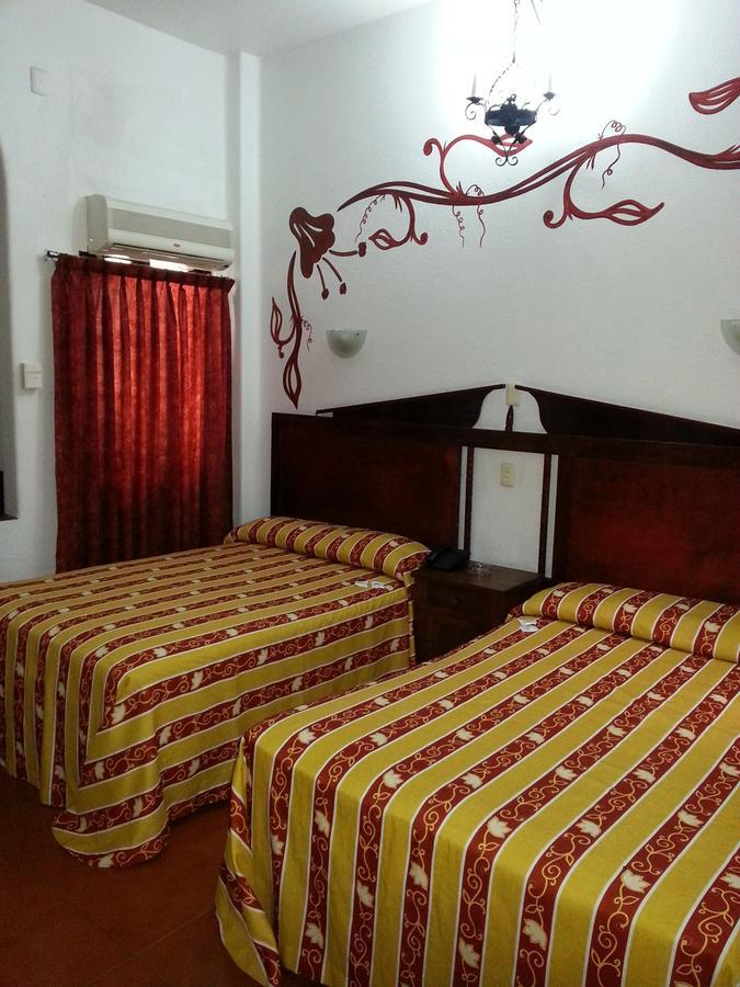 Hotel Colonial Manzanillo Luaran gambar